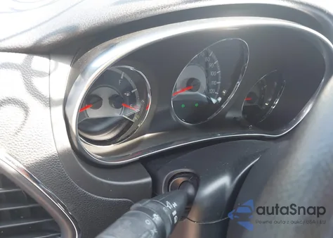 2012 Chrysler 200 Lx z USA, uszkodzony, nr VIN 1C3CCBAB3CN273526